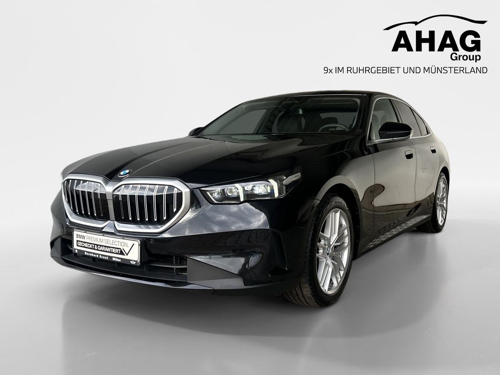 BMW 520 — hlavná fotografia