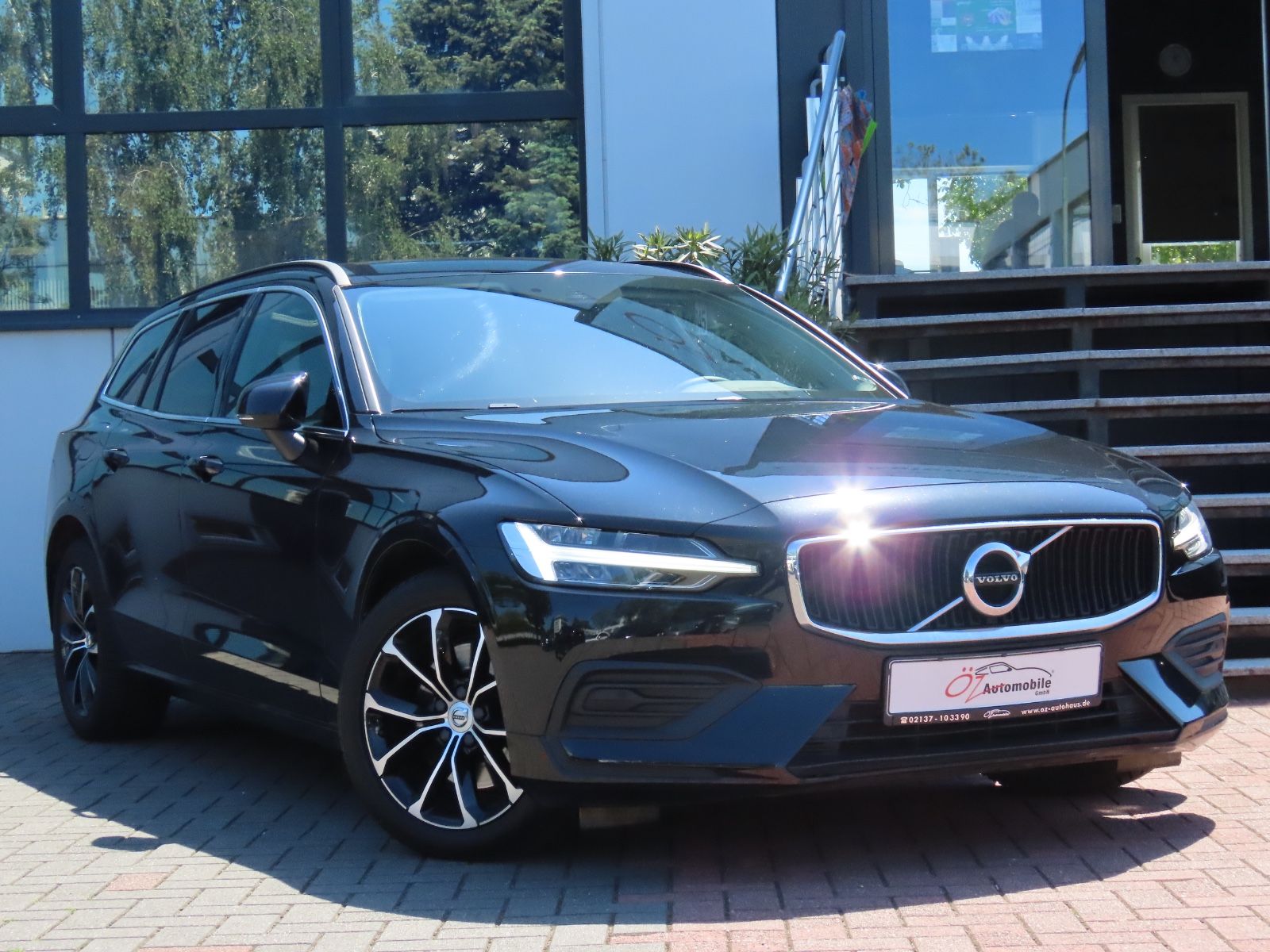 Volvo V60 B4 D Geartronic Sitzheizung Klimaauto. ACC
