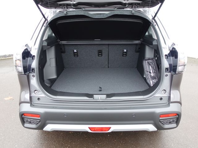 Fahrzeugabbildung Suzuki S-Cross 1.4 Comfort KlimaA,LED,Navi