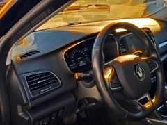Fahrzeugabbildung Megane IV Grandtour Intens Automatik
