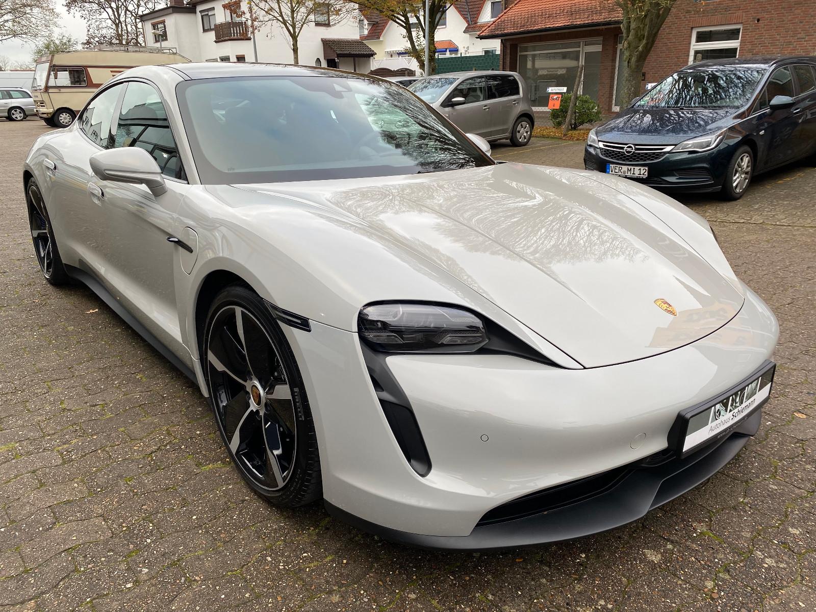 Porsche Taycan 4 S PERFORMANCE-BATT.-PLUS/UVP:149T€/21"