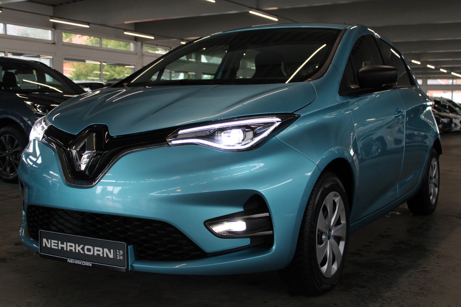 Fahrzeugabbildung Renault ZOE Life R110/Z.E. 40 Kaufbatterie 5-T LED KLIMA
