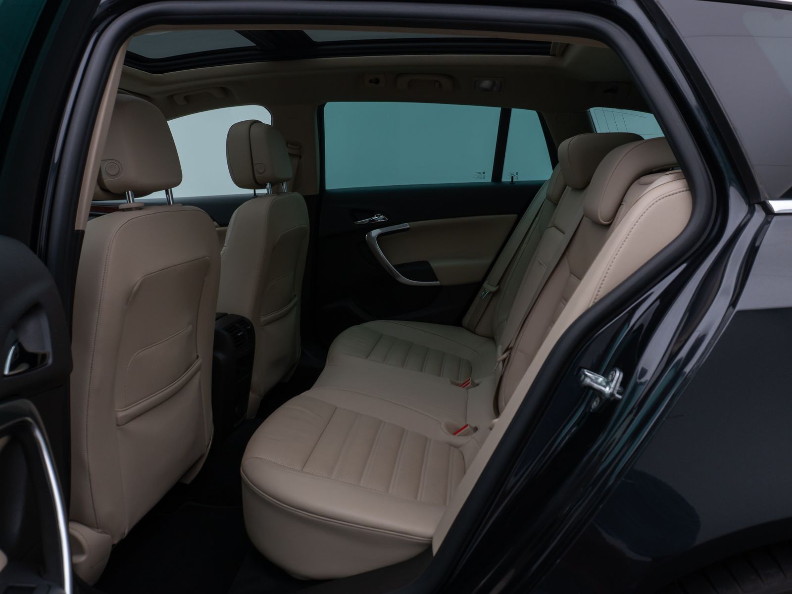 Fahrzeugabbildung Opel Insignia A Sports Innovation Panorama Kamera AHK
