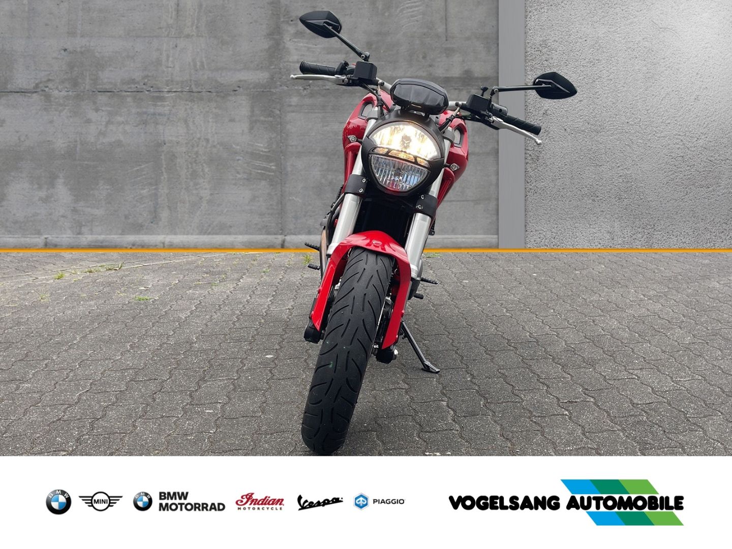 Fahrzeugabbildung Ducati Monster 796 Rosso Red, Kurzer Kennzeichenhalter,