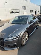 Audi TT Coupe 2.0 TFSI S tronic quattro - - Audi TT in Düsseldorf