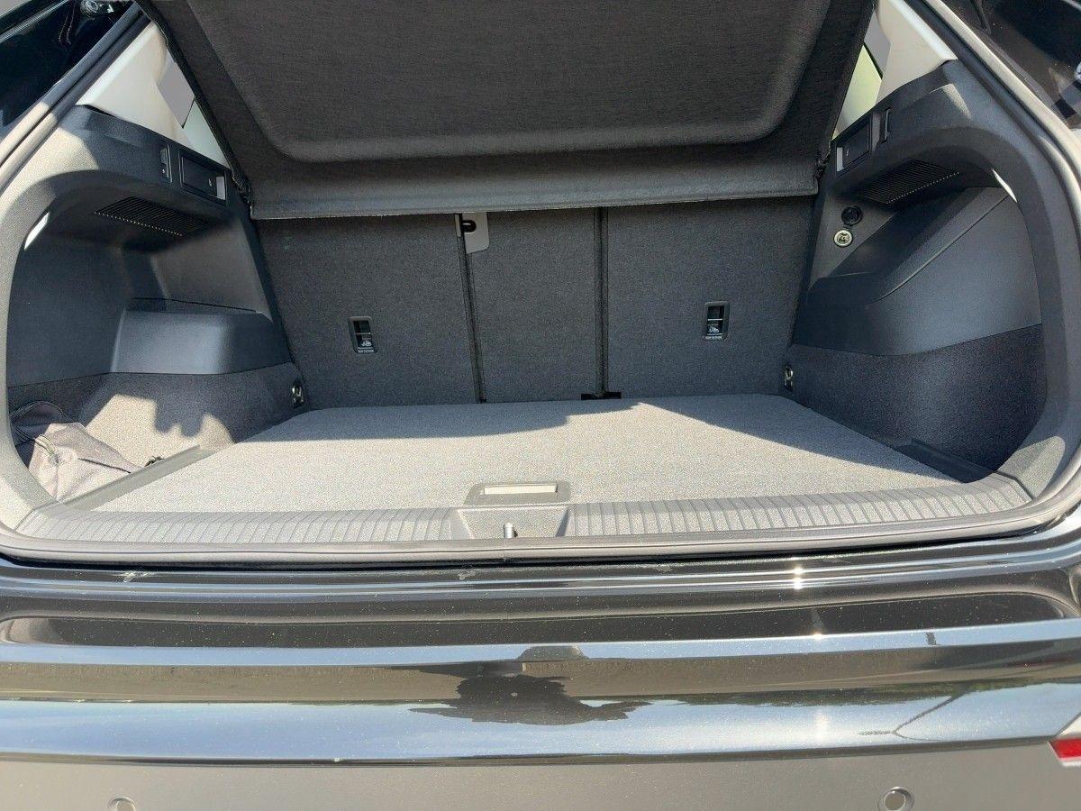 Volkswagen Tiguan 1.5 eTSI DSG Goal Ganzjahresreifen Parkle