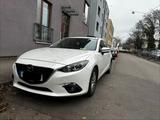 Mazda 3 SkyActive - Mazda 3 Gebrauchtwagen in Stuttgart