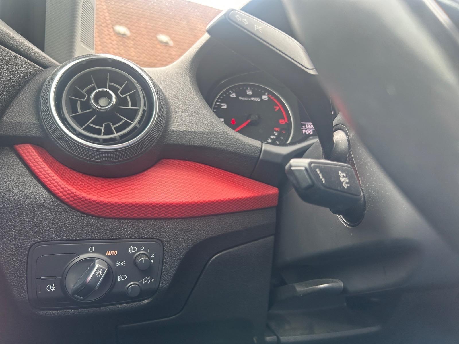 Audi Q2 sport ultra Automatik Klimaautomatik Navi