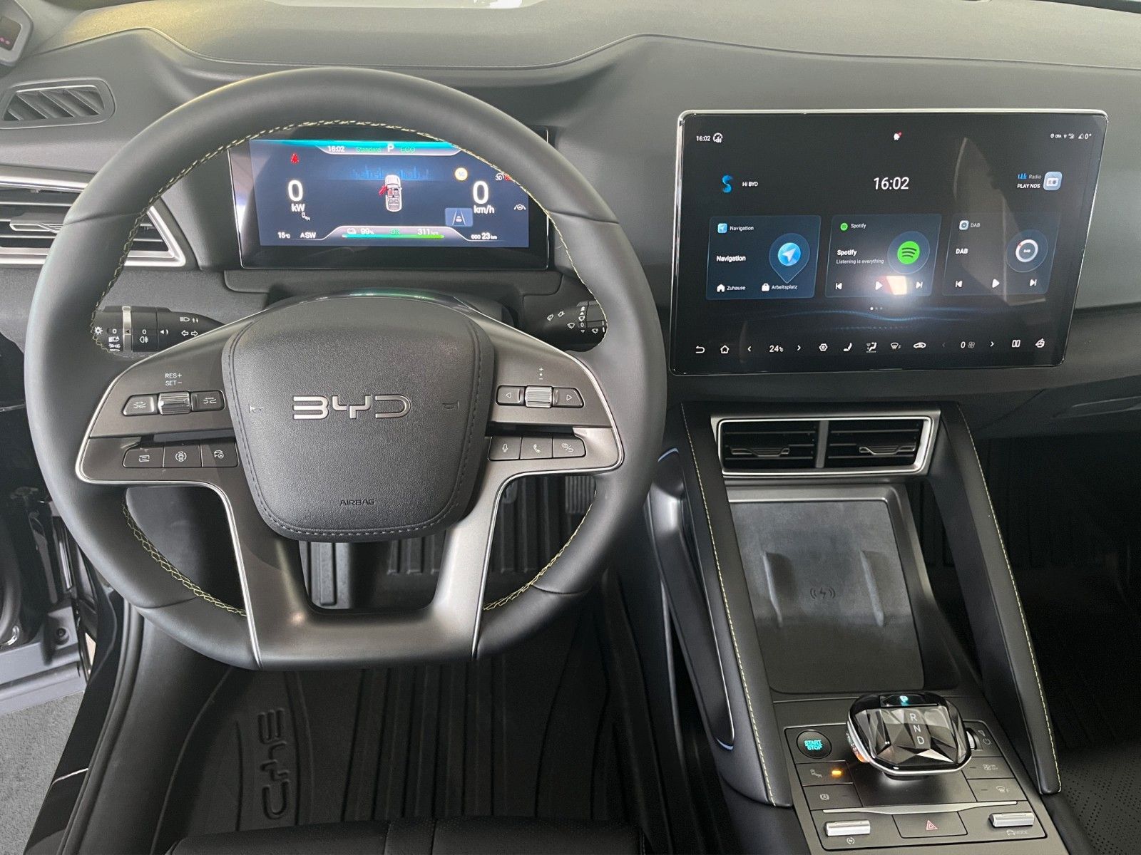 BYD ATTO 2