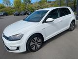 Volkswagen Golf VII e-Golf  Navi LED ALu SHZ Klima - E-Autos