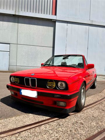 BMW E30 318i Cabrio NFL *Top Zustand*