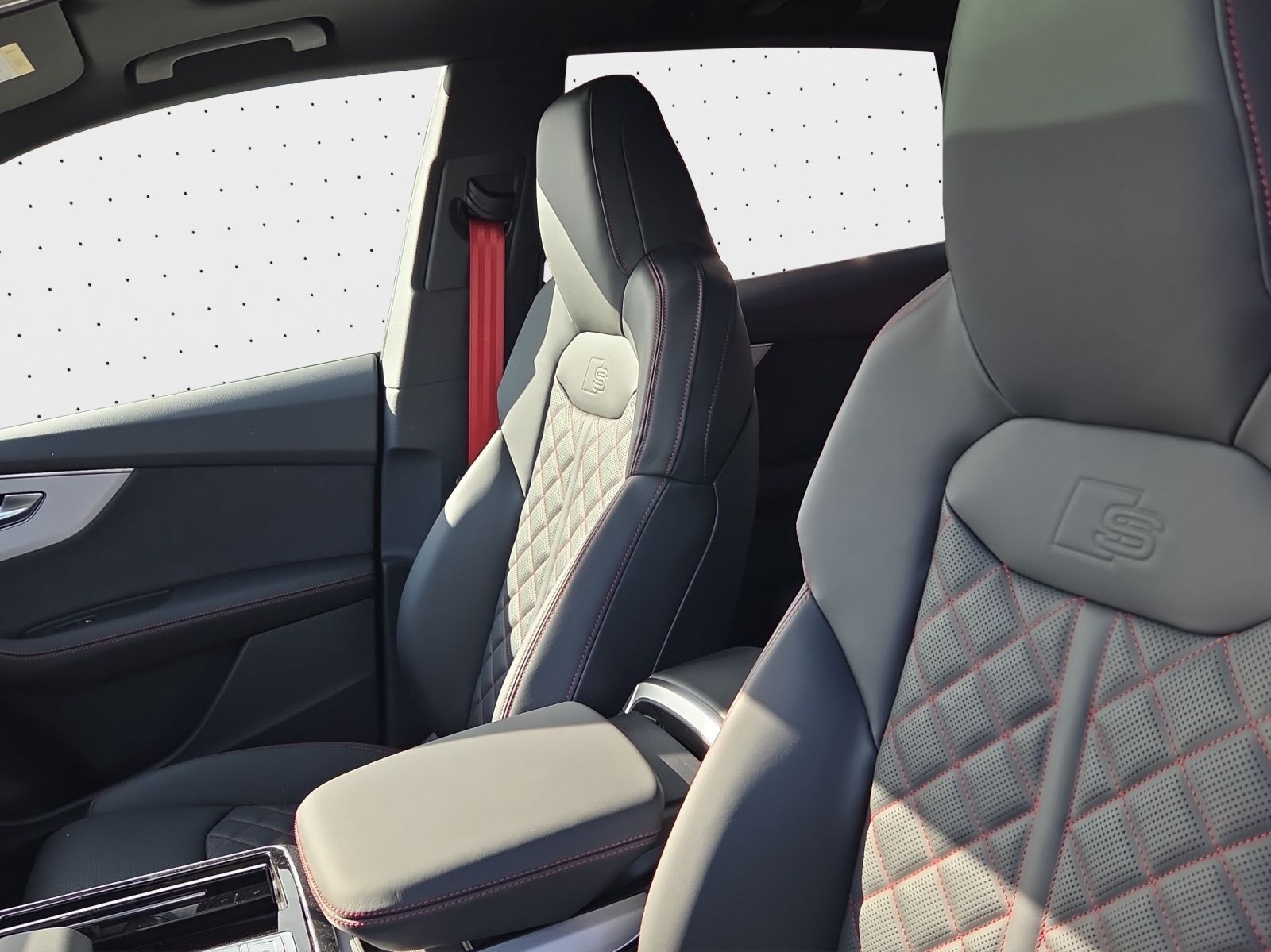 Audi Q8 - Bild 10
