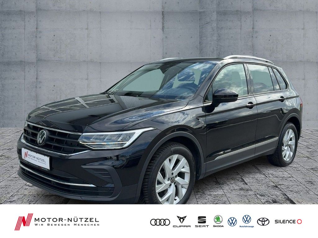 Volkswagen Tiguan 1.5 TSI LIFE LED+NAVI+AHK+ACC+DAB+SHZ+18Z