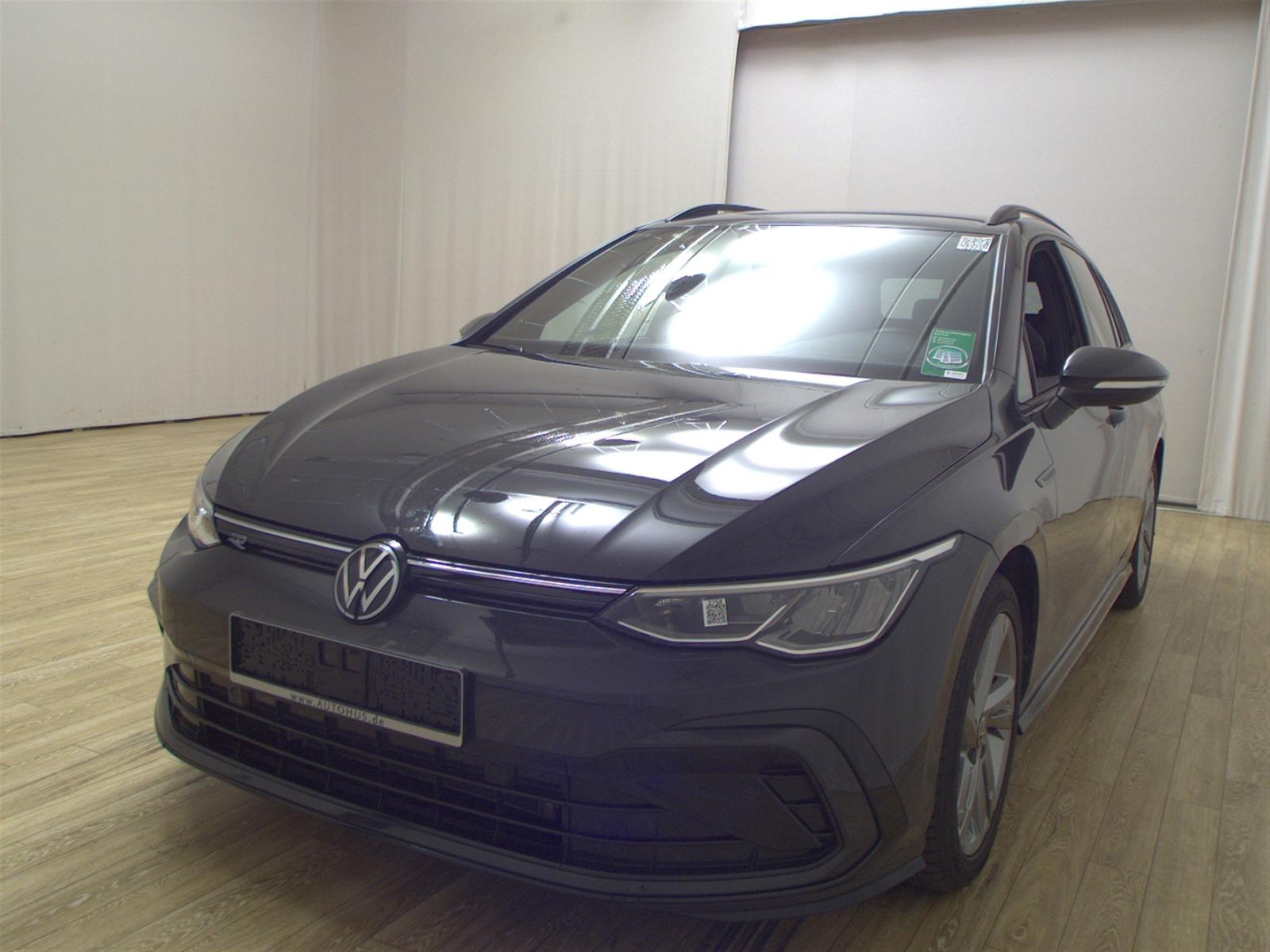 Volkswagen Golf-8 Var. 2.0 TDI R-Line Navi DC LED ACC