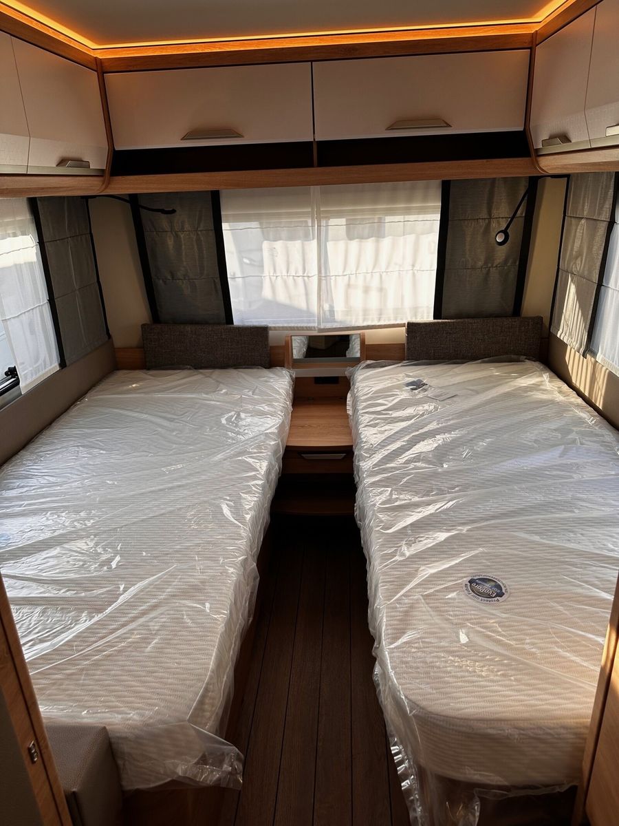 Fahrzeugabbildung Knaus Südwind BLACK SELECTION 540 UE Markise Mono City