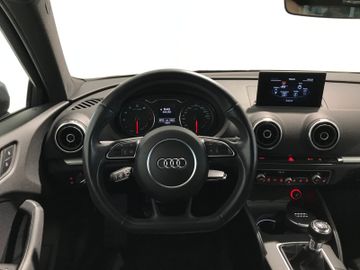 Audi A3 Ambition 1.4 TFSI PDC Temp XENON