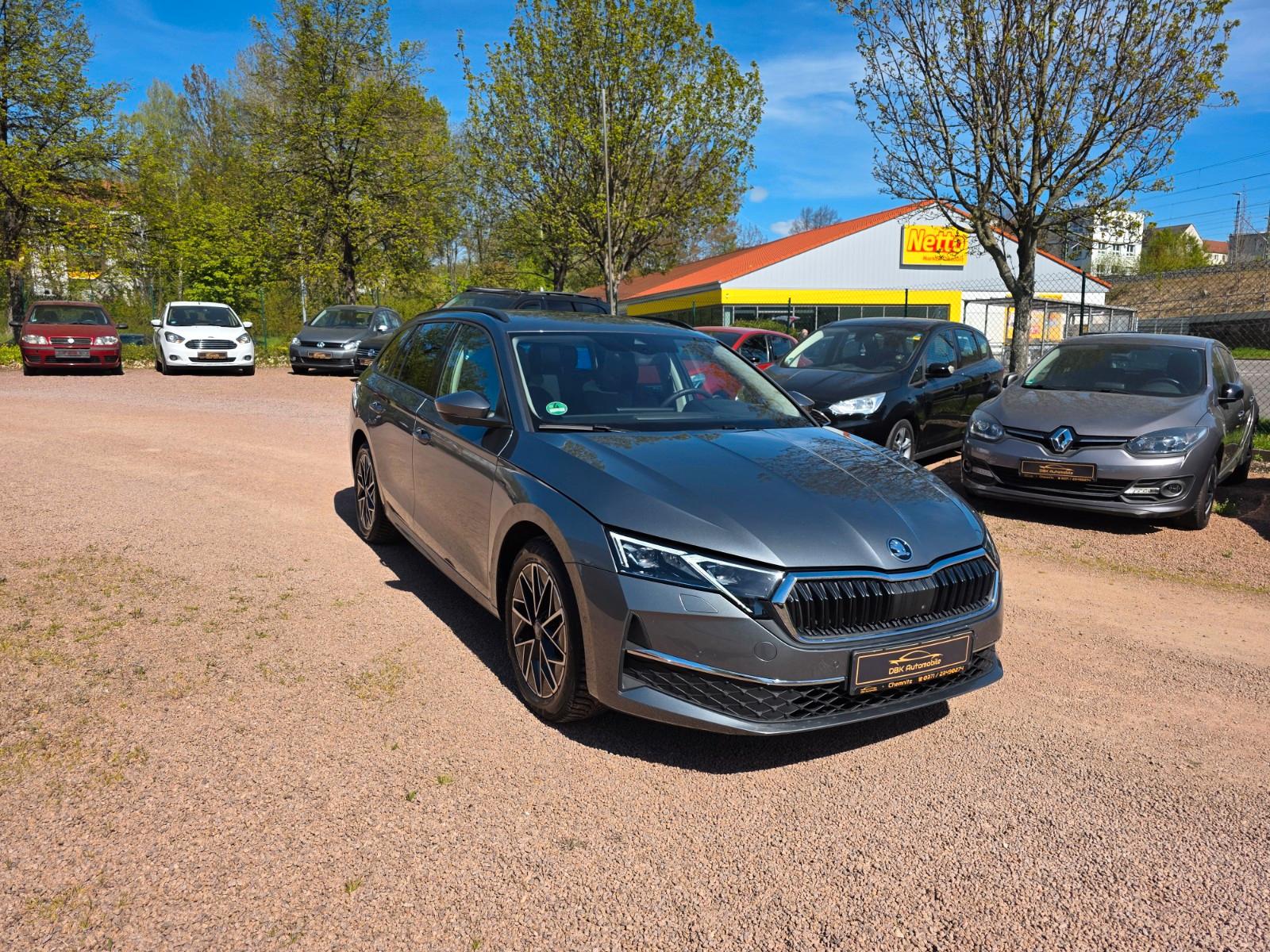 Skoda Octavia Combi*TopZustand*NAVI*360°*LED*SHZ*PANO