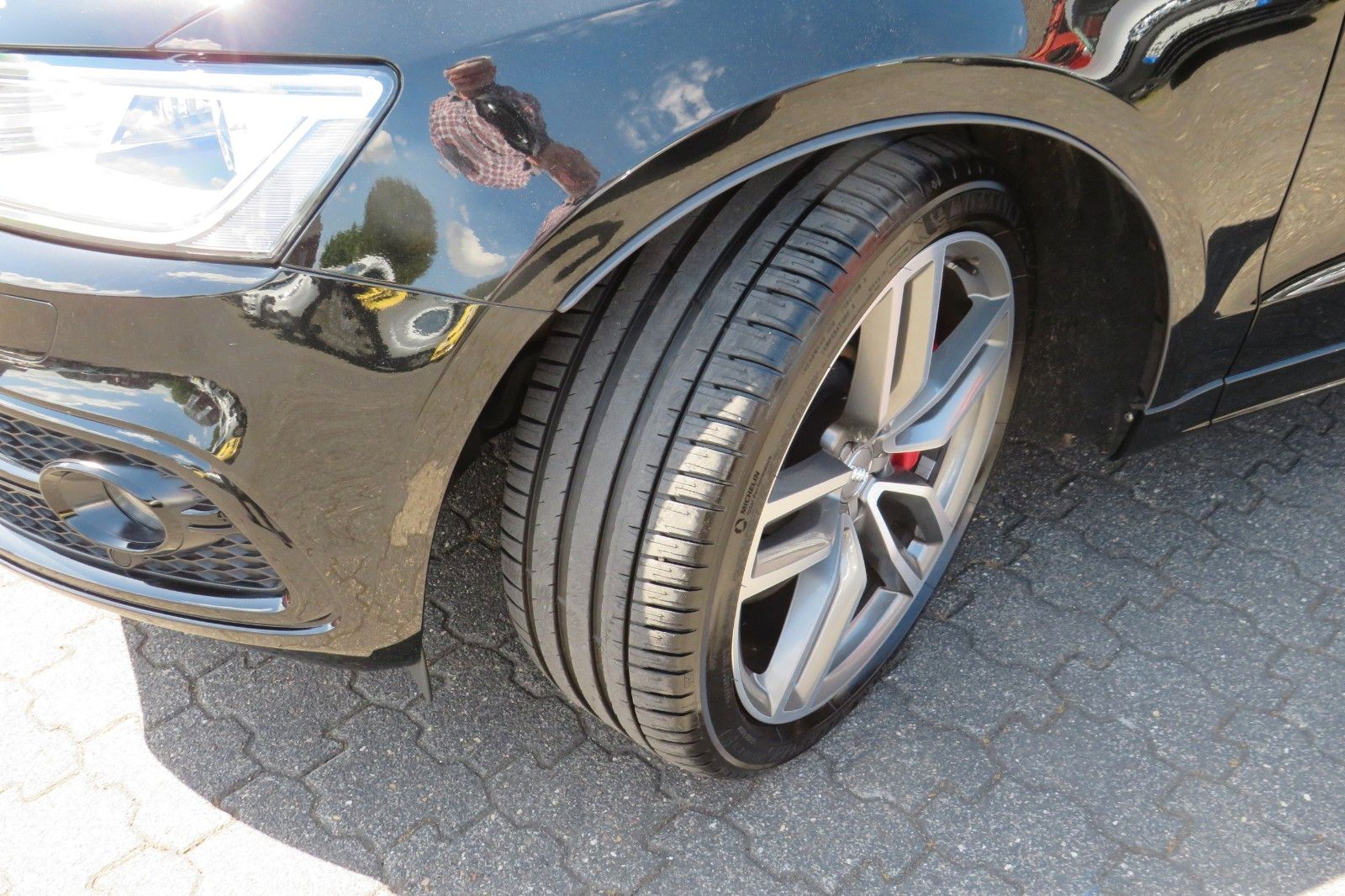 Fahrzeugabbildung Audi SQ5 3.0 TDI COMPETITION PAN AHK VOLLAUSSTATTUNG