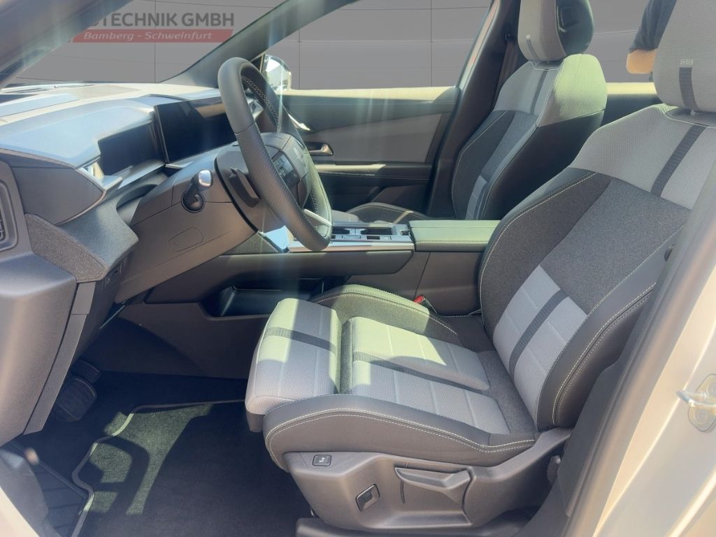 Fahrzeugabbildung Opel Grandland GS  HEAD UP  WINTERP. NAVI PANORAMA DA