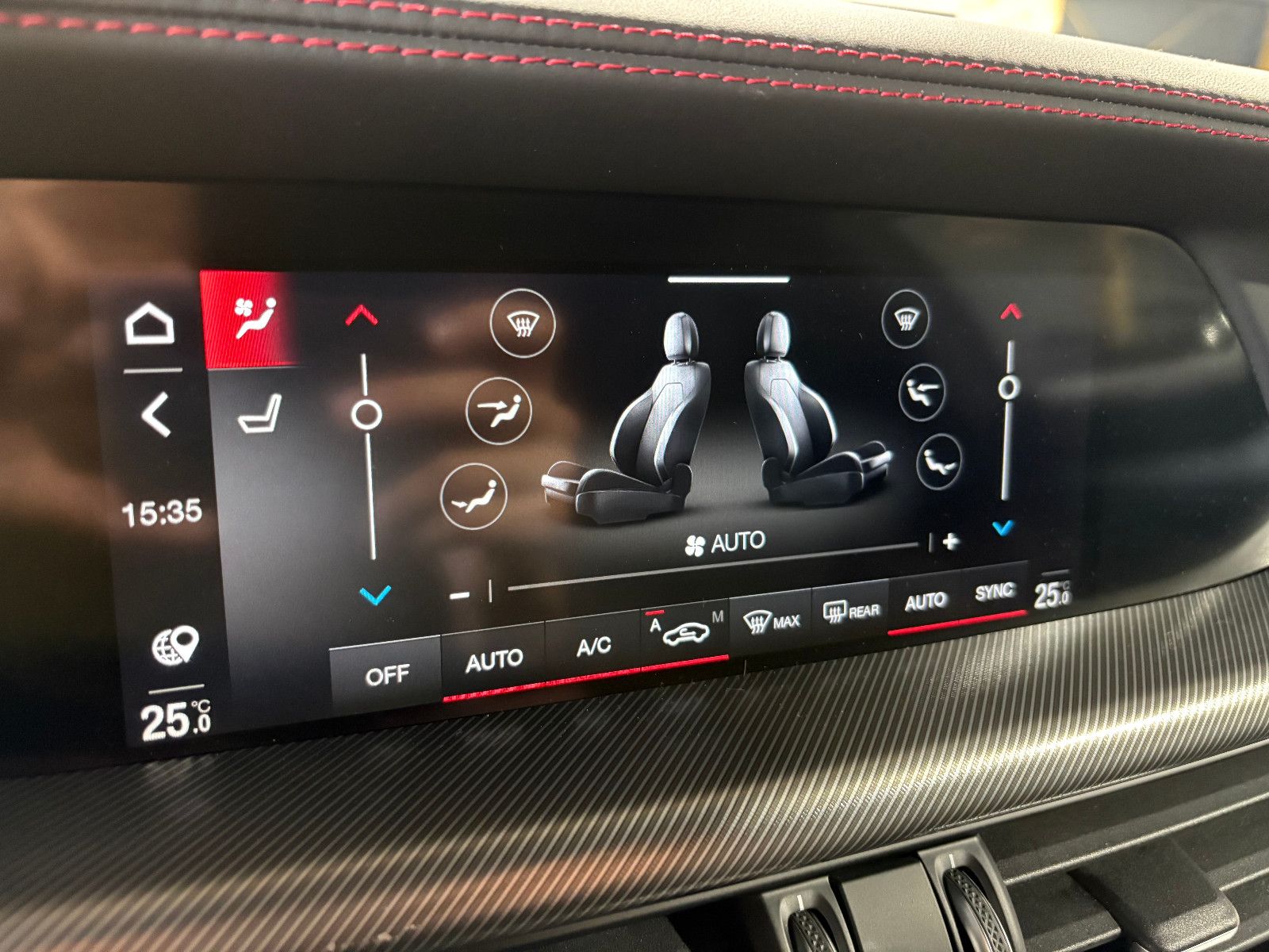 Fahrzeugabbildung Alfa Romeo Stelvio Competizione Q4/HARMAN/KARDON/KAMEERA