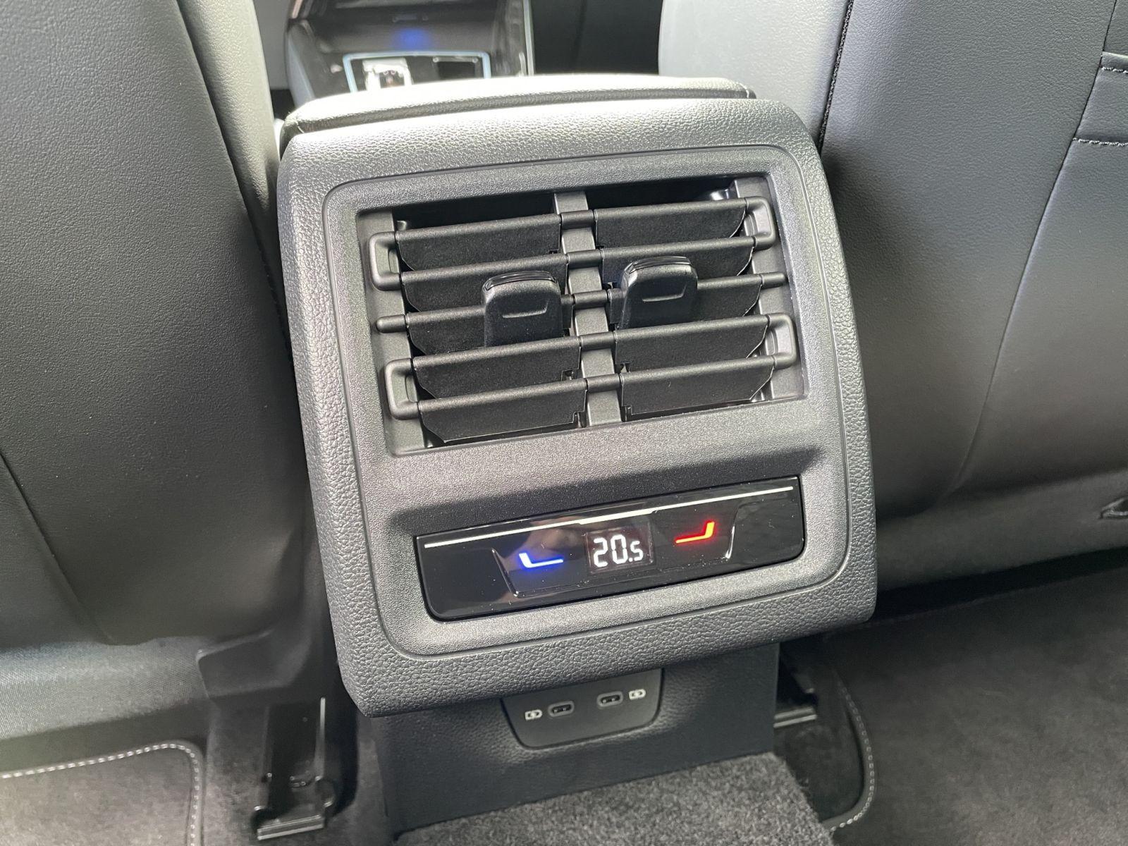 Volkswagen Golf VIII 1.5 eTSI 7-Gang DSG R-Line AHK, миниатюра 23