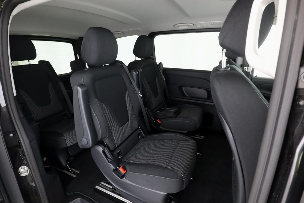 Fahrzeugabbildung Mercedes-Benz V 220 d Style Kompakt AHK, LED, 360°, NAVI