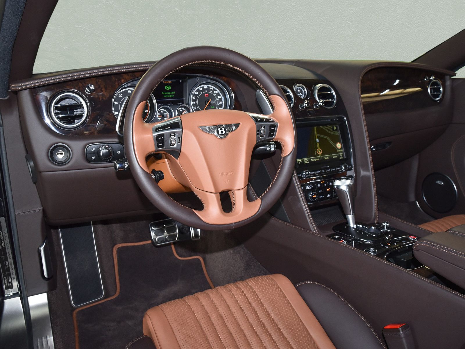 Fahrzeugabbildung Bentley Continental GT V8 S - Premier Spec | Sportabgas