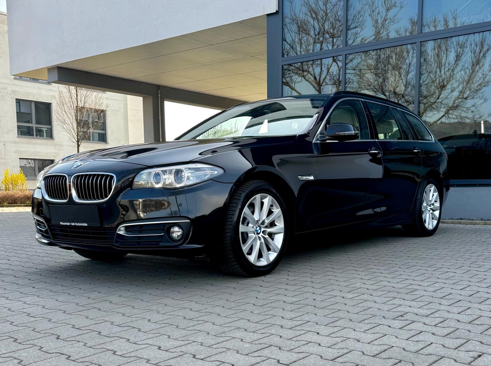 BMW 520i Kombi AUTOMATIK*AHK*PANO*LEDER*NAV*SHZ*PDC