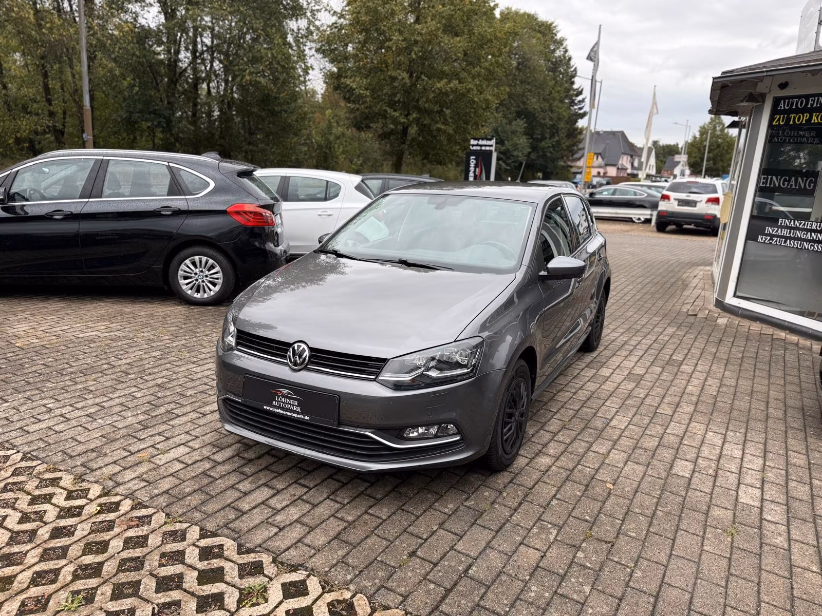 Volkswagen Polo 1,2 Lounge BMT DSG LED Navi SHZ Scheckheft