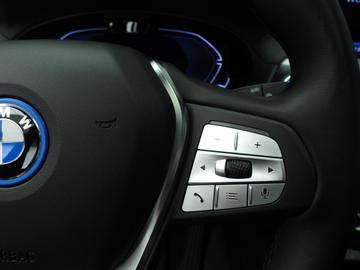 2021 BMW IX3 缩略图 15