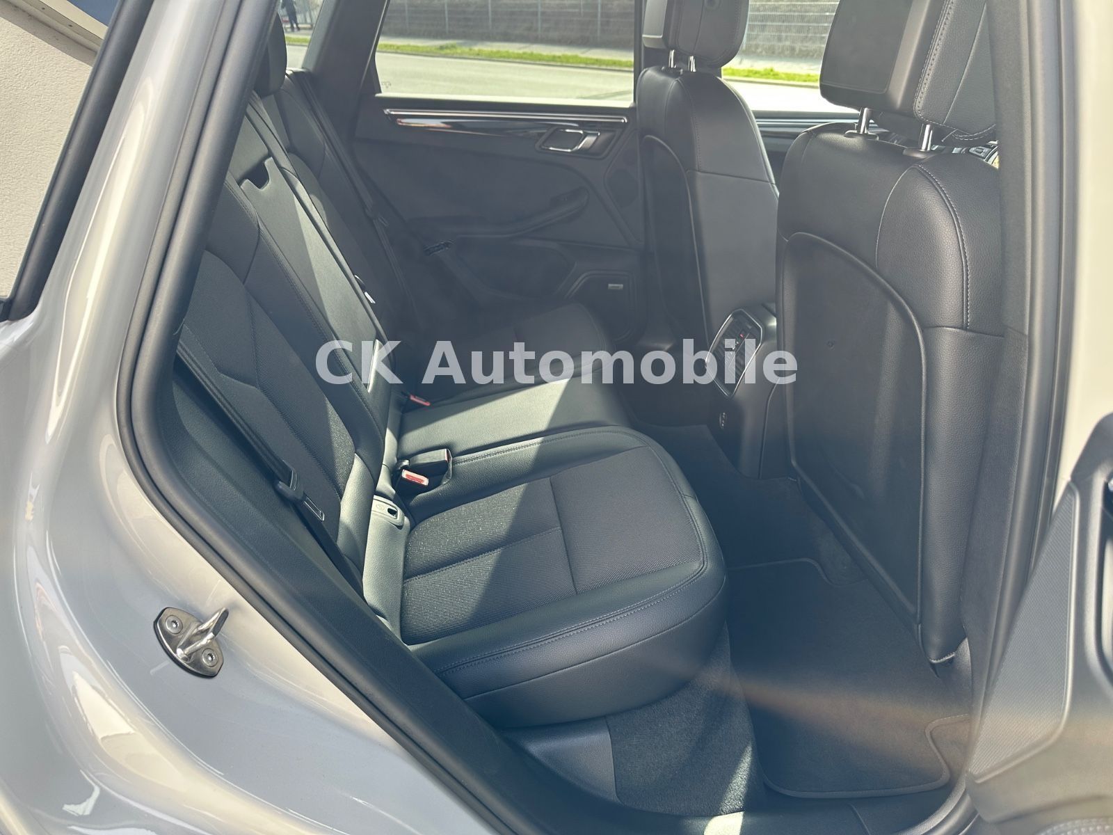 Fahrzeugabbildung Porsche Macan S Car Connect/Navi/LED/BOSE/Kamera/AHK