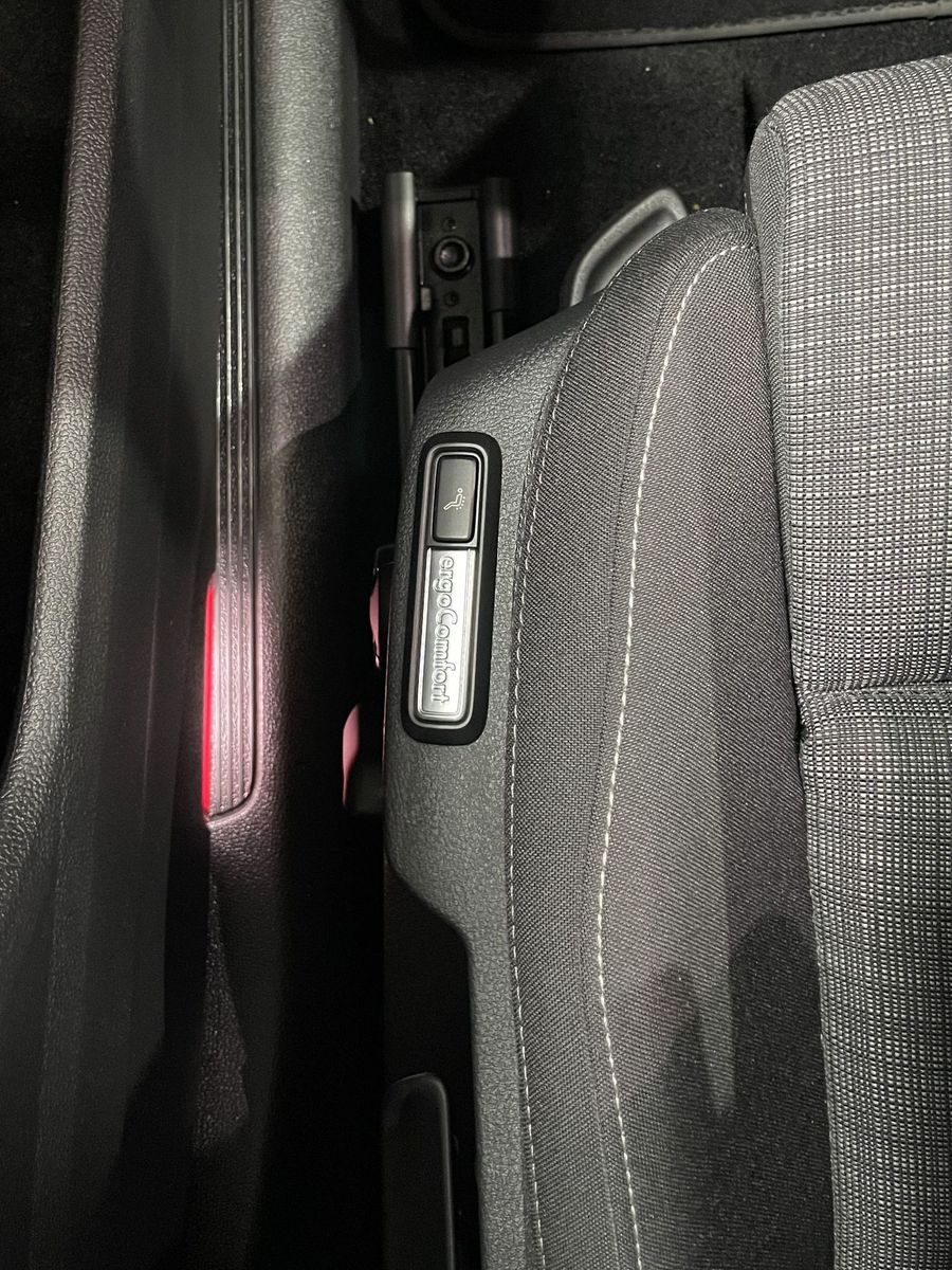 Fahrzeugabbildung Volkswagen Passat Variant 2.0TDI#DSG#LED#ACC#Kamera#Virtual