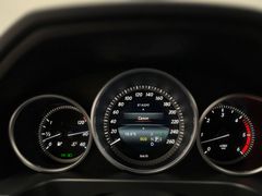 MERCEDES-BENZ E 350d / 4 MATIC / LED/ 56.000KM/ GARANTIE/ 1.HA MERCEDES-BENZ E 350d / 4 MATIC / LED/ 56.000KM/ GARANTIE/ 1.HA