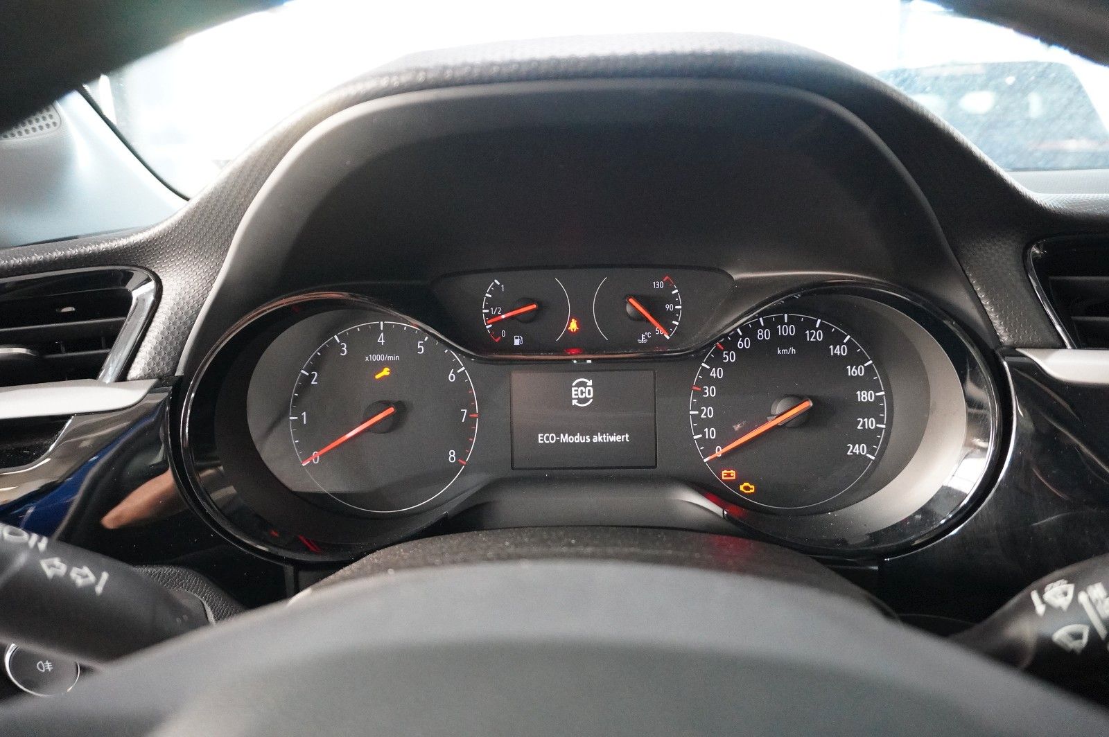 Fahrzeugabbildung Opel Corsa F 1.2 EDITION NAVI/KAMERA/TEMP./PDC/DAB+