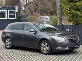Opel Insignia A Sports Tourer*KLIMA*NAVI*TÜV*PDC*MFL* - Opel Insignia aus 2011: Sports Tourer