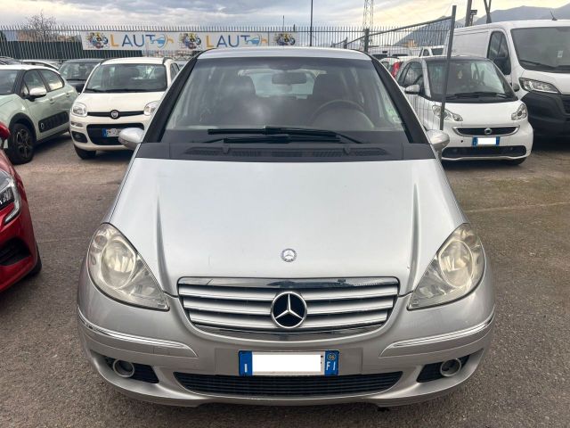 Mercedes-Benz Mercedes-benz A 200