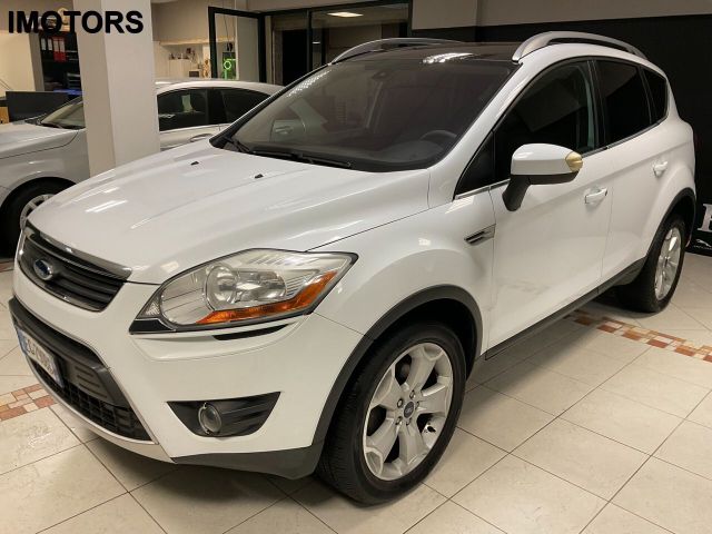 Ford Kuga 2.0 TDCi 4WD TITANIUM 163 cvFINANZIABI