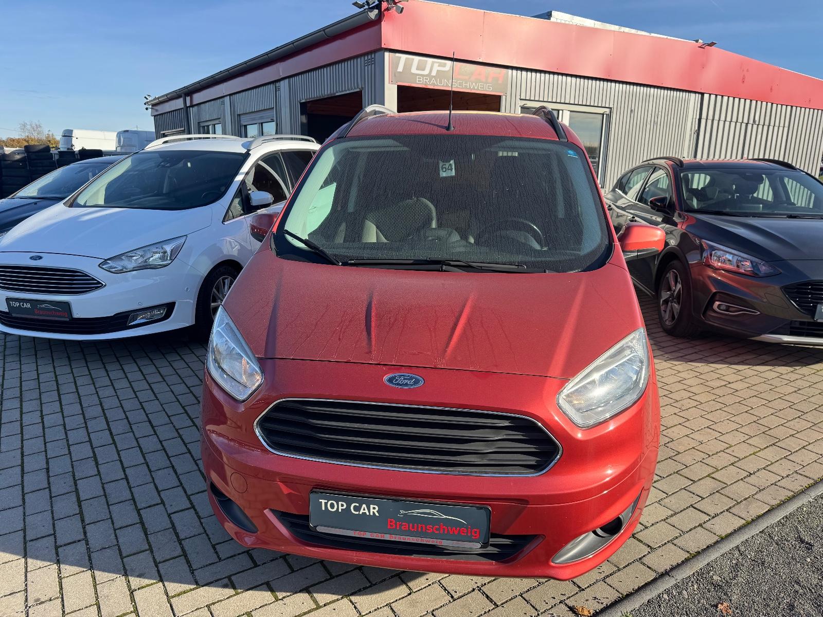 Ford Tourneo Courier Titanium