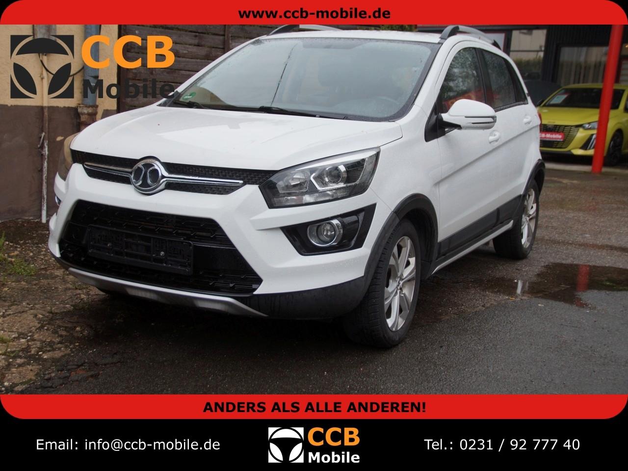 BAIC Senova X25*AHK*ALU*GJ REIFEN*TEILLEDER*GUTER ZUS