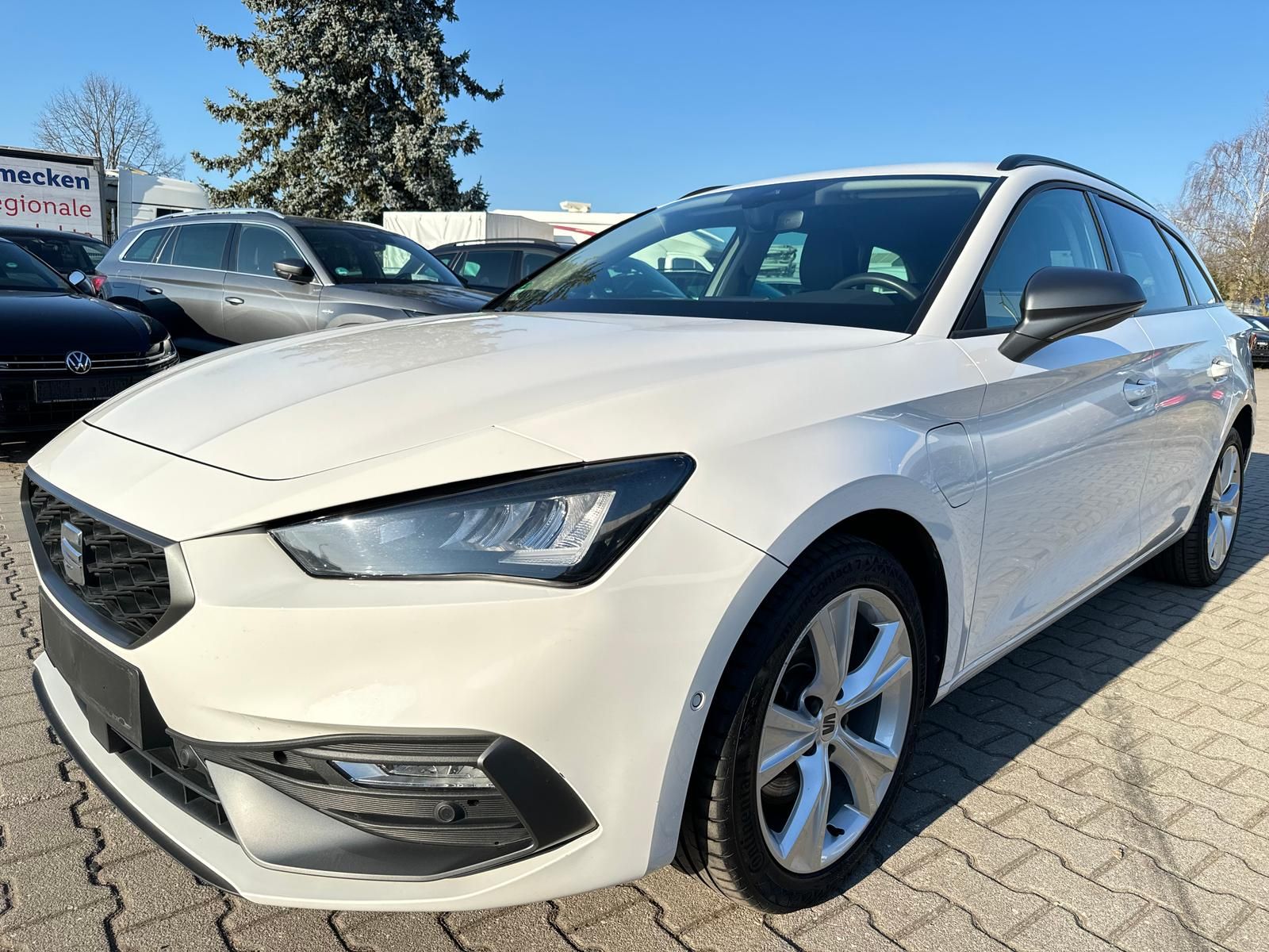 SEAT Leon 1.4TSI FR-sport e-Hybrid ACC PDC SHZ Navi