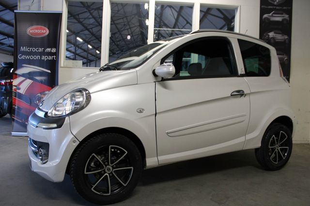 Microcar M.Go Paris DCI Mopedauto Leichtmobil Airbag 45KM