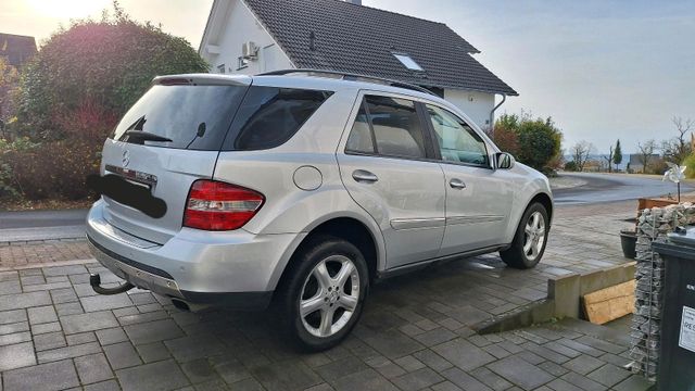 Mercedes-Benz Mercedes ML 280