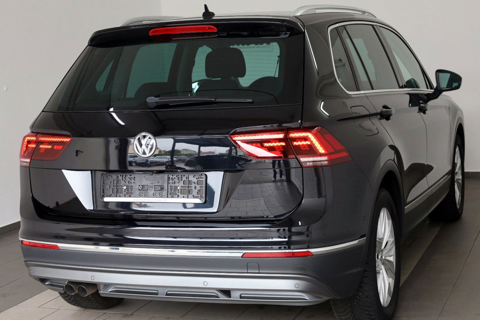 Fahrzeugabbildung Volkswagen Tiguan Highline Alcantara,Navi,LED,Kamera,ACC,SH