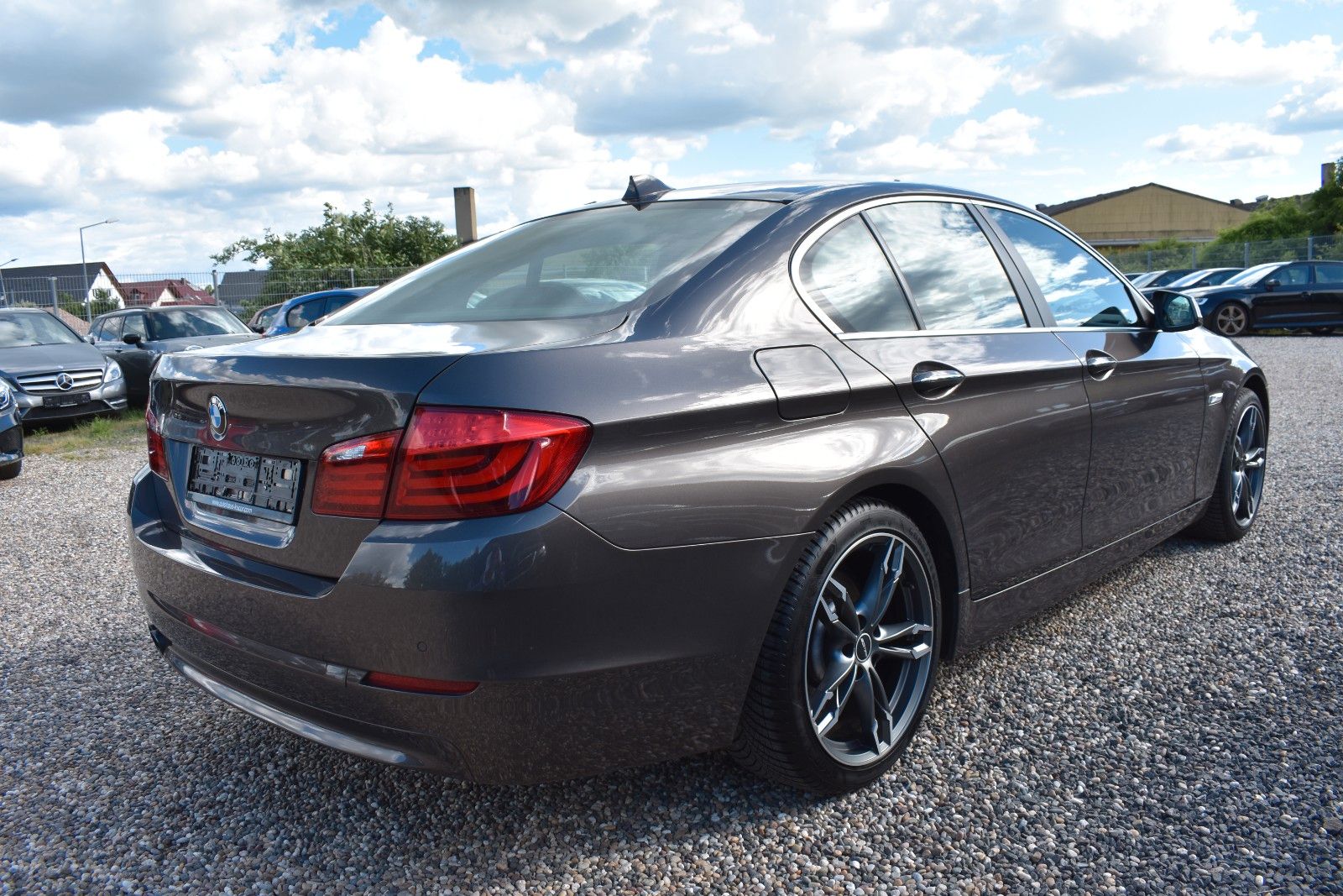 Fahrzeugabbildung BMW 520i Limo Autom. Navi Leder Xenon AHK GSD