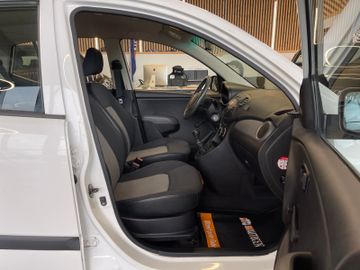 Hyundai i10 Edition+ *TÜV-042027*RADIO*CD*AUX*ISOFIX*