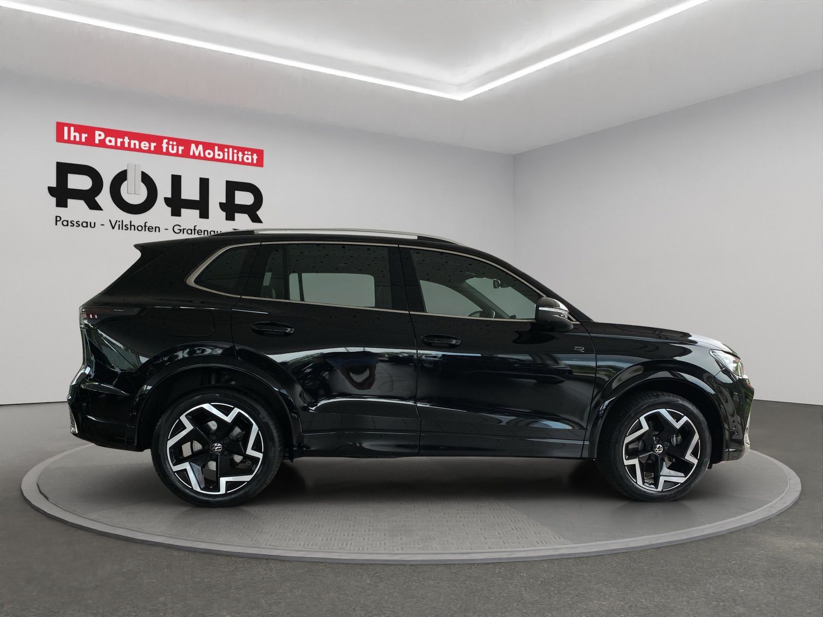 Volkswagen Tiguan R-Line 2.0 TDI DSG 4Motion 360 ACC Kam. imagem 3