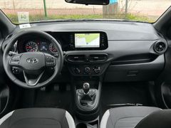 Fahrzeugabbildung Hyundai i10 1.0 Connect & Go *Navi*Klima*Kamera*CarPlay*