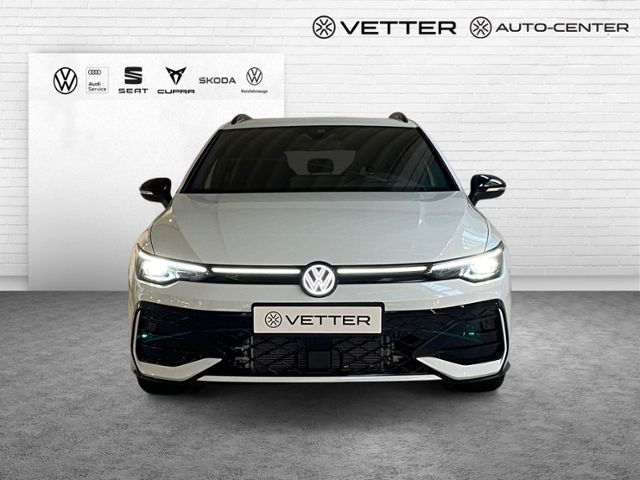 Fahrzeugabbildung Volkswagen Golf VIII Variant 1,5 l eTSI R-Line DSG KLIMA LE