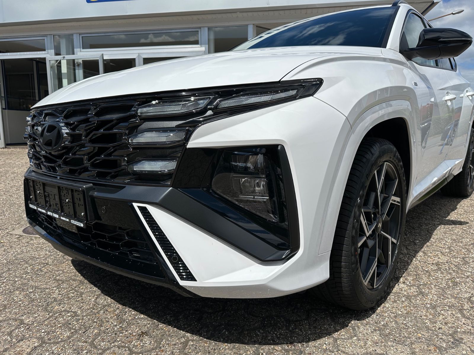Fahrzeugabbildung Hyundai Tucson N-Line 1.6 T-GDi DCT Navi/ACC/LED/Shzg.