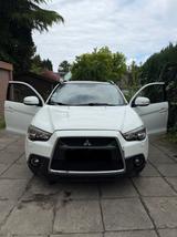 Mitsubishi ASX 1.8 DI-D+v 4WD Intense Intense neue TÜV 